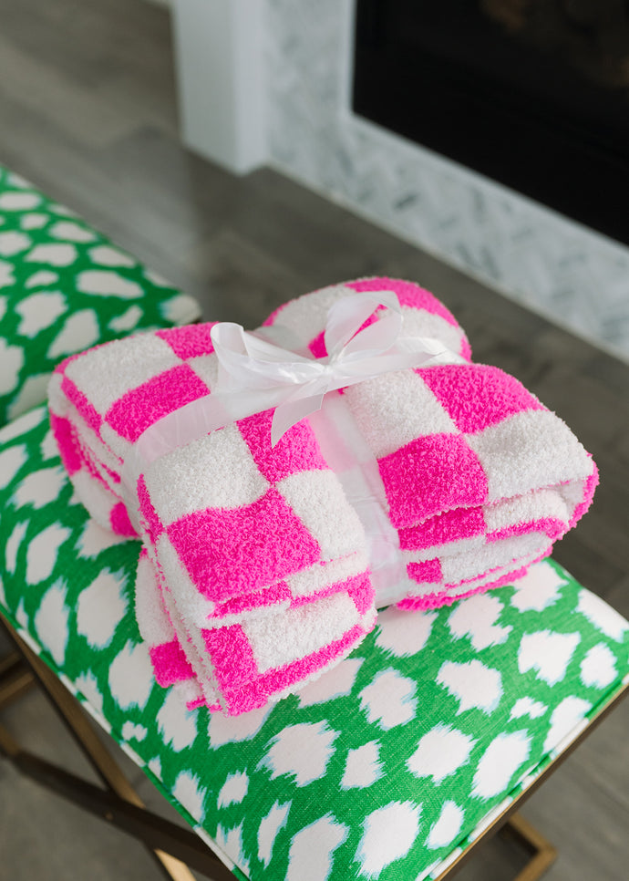Hot Pink & White Cozy Checkered Blanket