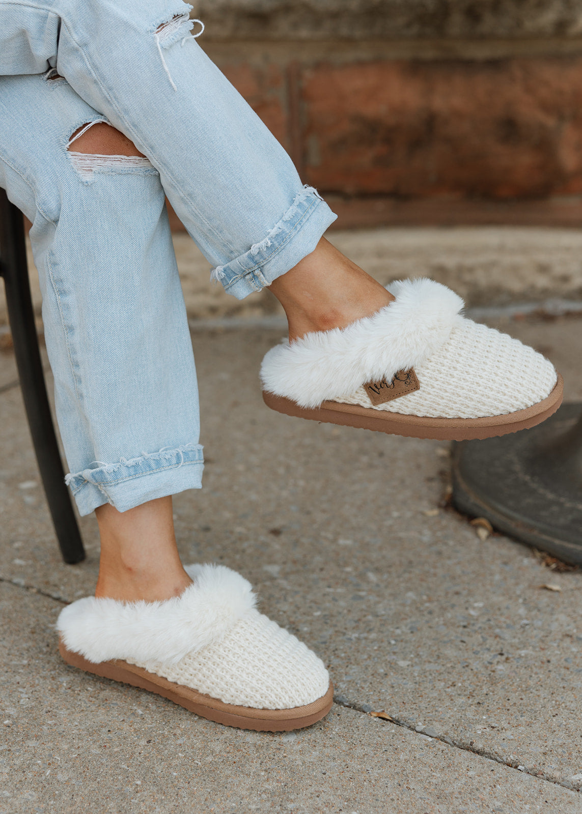 Cream Sweater Fuzzy Slipper