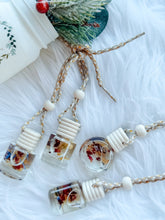 Load image into Gallery viewer, Fireside Car Reed Diffuser Freshie Carfume
