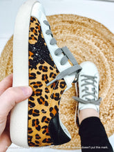 Load image into Gallery viewer, RTS: Adult Cow/Leopard Star Shoe
