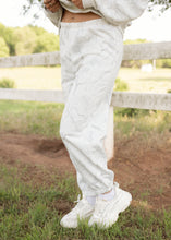Load image into Gallery viewer, Grey Camo Jogger Sweatpants
