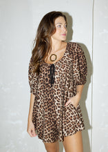 Load image into Gallery viewer, Leopard Puff Sleeve Romper
