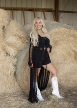 Load image into Gallery viewer, Wranglin Black Shredded Long Cardigan
