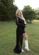 Load image into Gallery viewer, Wranglin Black Shredded Long Cardigan
