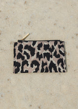 Load image into Gallery viewer, Leopard Card Holder Keychain
