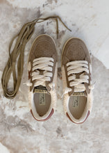 Load image into Gallery viewer, Vintage Havana Denisse Olive &amp; Taupe Fur Sneakers
