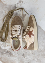 Load image into Gallery viewer, Vintage Havana Denisse Olive &amp; Taupe Fur Sneakers
