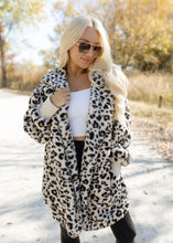 Load image into Gallery viewer, Leopard Print Open Front Fur Jacket
