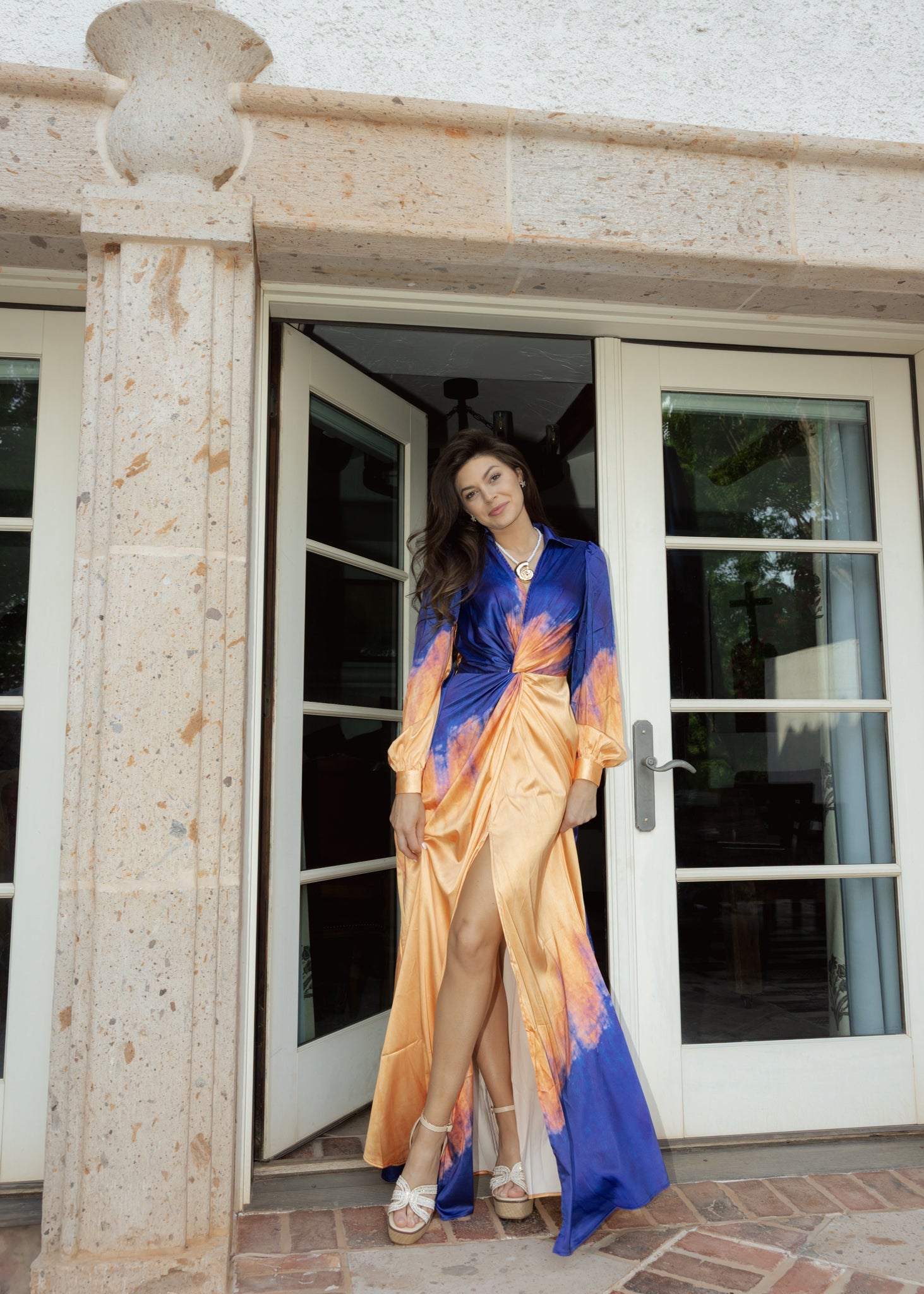 Blue & Orange Ombre Satin Maxi Dress – The Vintage Leopard Blue & Orange Ombre Satin Maxi Dress – The Vintage Leopard