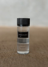 Load image into Gallery viewer, Aroma 360 Paris Collection Cold Air Diffuser Oil - Chandelier
