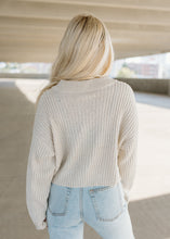 Load image into Gallery viewer, Oatmeal Button Solid Sweater
