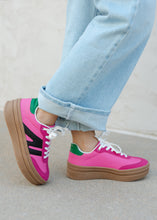 Load image into Gallery viewer, Topping Fuchsia &amp; Black Sneaker
