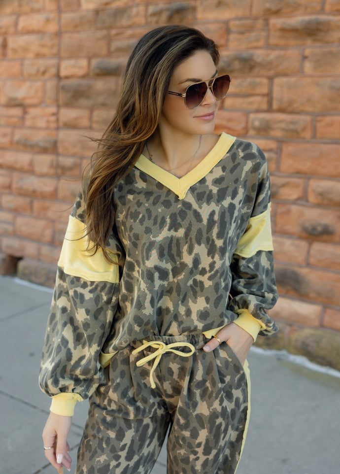 Olive & Honey Cheetah Print V-Neck Top