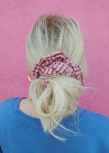 Load image into Gallery viewer, Striped Corset Hair Scrunchie - Pink/Maroon
