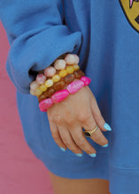 Load image into Gallery viewer, Ariel Resin Bracelet Set
