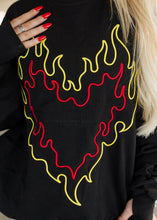 Load image into Gallery viewer, Burning Heart Black Sweatshirt Jumper
