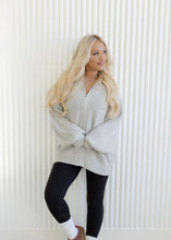 Load image into Gallery viewer, Oversized Zip Up Cardigan - Heather Grey
