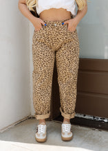 Load image into Gallery viewer, Camel Leopard Print Barrel Jeans
