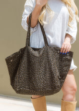 Load image into Gallery viewer, Leopard Large Shoulder Tote - Black
