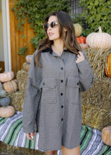 Load image into Gallery viewer, Finley Checkered Button Down Top
