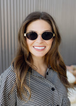 Load image into Gallery viewer, Roxie Oval Sunglasses
