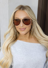 Load image into Gallery viewer, Quay All In Medium Aviators - Dark Tortoise
