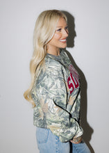 Load image into Gallery viewer, Oklahoma Sooners Camo Sweatshirt
