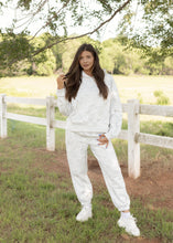 Load image into Gallery viewer, Grey Camo Jogger Sweatpants
