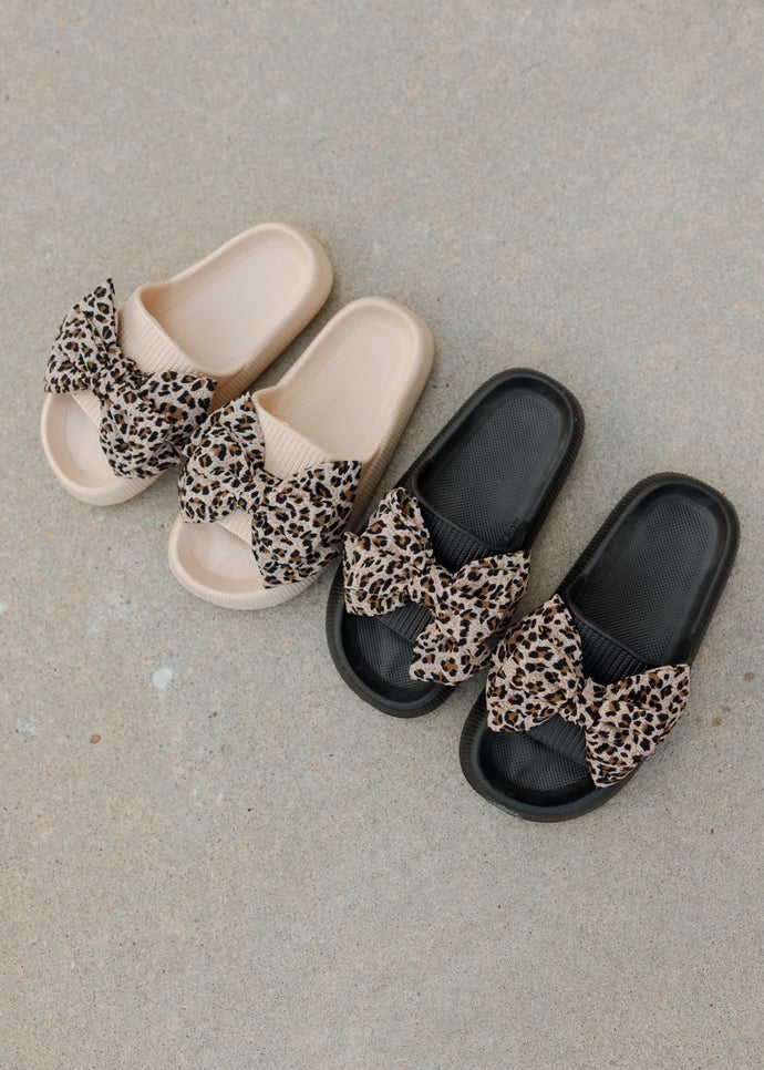 Leopard Bow Cutesy Slides