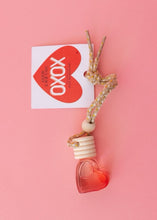 Load image into Gallery viewer, Valentine Heart Car Reed Diffuser Freshie Carfume
