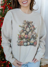 Load image into Gallery viewer, Vintage Christmas Tree Graphic Stone Sweatshirt
