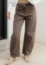 Load image into Gallery viewer, Risen Leopard Drawstring Barrel Jeans
