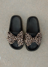 Load image into Gallery viewer, Leopard Bow Cutesy Slides
