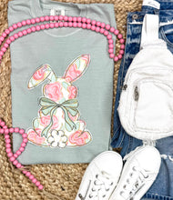 Load image into Gallery viewer, Floral Doodle Bunny Vintage Bay Tee
