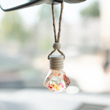 Load image into Gallery viewer, Bahama Mama Car Reed Diffuser Freshie Carfume
