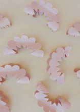 Load image into Gallery viewer, Spring Petal Pink Claw Clip
