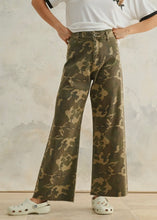 Load image into Gallery viewer, Hudson Camouflage Printed Pants
