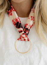 Load image into Gallery viewer, Oversized Hoop Snakeskin Scarf Necklace
