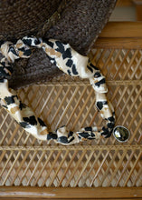 Load image into Gallery viewer, Leopard &amp; Hematite Stone Scarf Necklace

