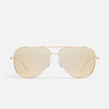 Load image into Gallery viewer, Quay High Key Large Gold Aviators
