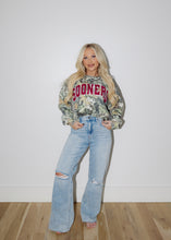 Load image into Gallery viewer, Oklahoma Sooners Camo Sweatshirt
