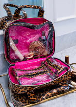 Load image into Gallery viewer, Punta Cana Large Travel Case - Leopard Patent
