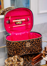 Load image into Gallery viewer, Hampton Train Case - Leopard Patent
