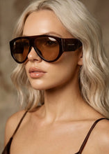 Load image into Gallery viewer, Naomi Brown Polarized Sunglasses
