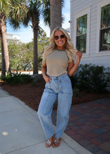 Load image into Gallery viewer, Ashton Light Wash Barrel Jeans
