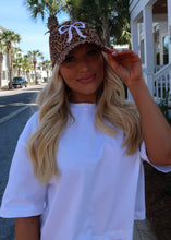 Load image into Gallery viewer, Leopard Bow Suede Hat
