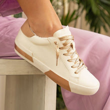 Load image into Gallery viewer, Zion Lace up Sneakers
