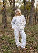 Load image into Gallery viewer, Avery Woodland Camo Off Shoulder Sweatshirt
