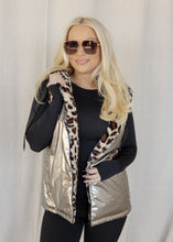 Load image into Gallery viewer, Metallic Gold &amp; Leopard Reversible Vest
