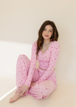 Load image into Gallery viewer, Pink Floral Print Pajama Lounge Set
